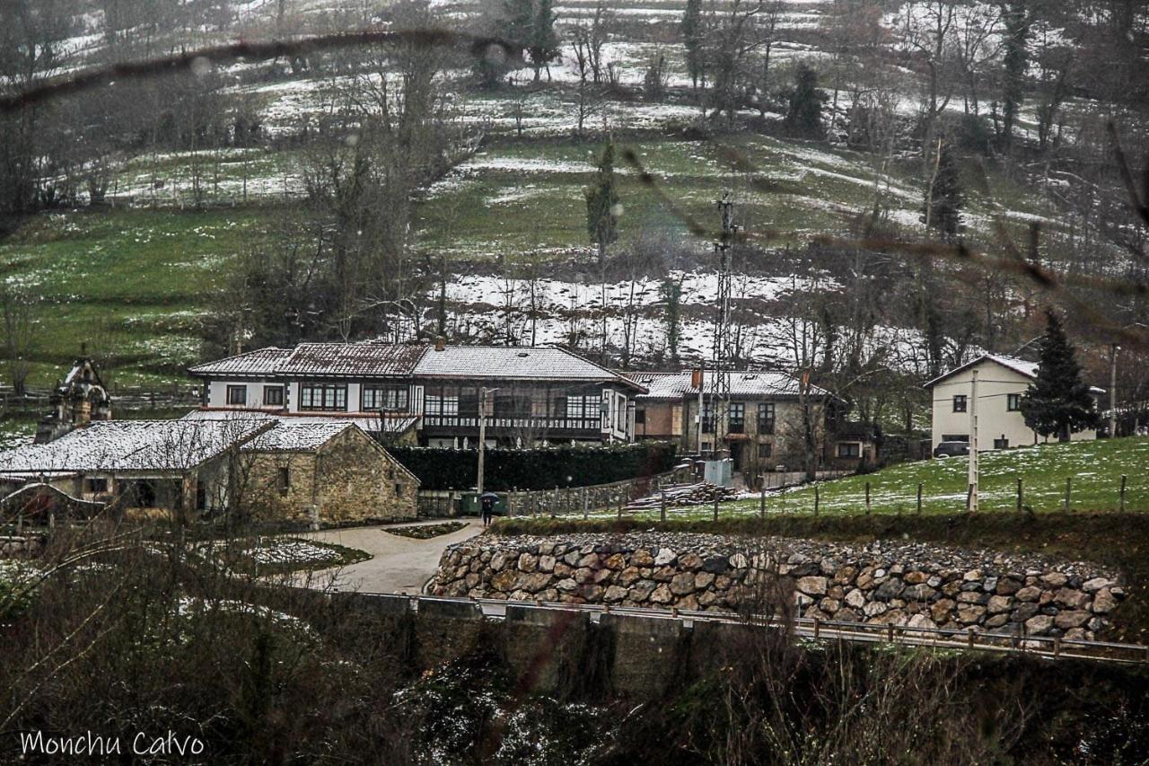 Hotel Restaurante La Carasca Orlé Eksteriør billede