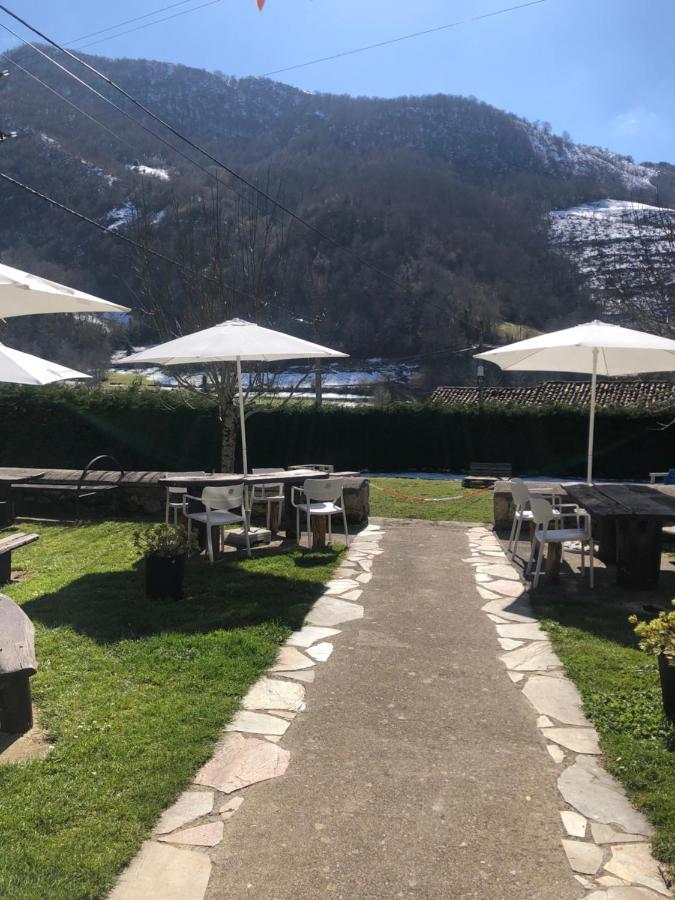 Hotel Restaurante La Carasca Orlé Eksteriør billede